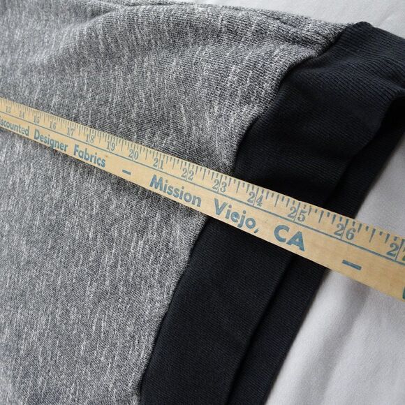 Victoria's Secret PINK Grey Sweatshirt with Pockets Size M - Picture 12 of 12